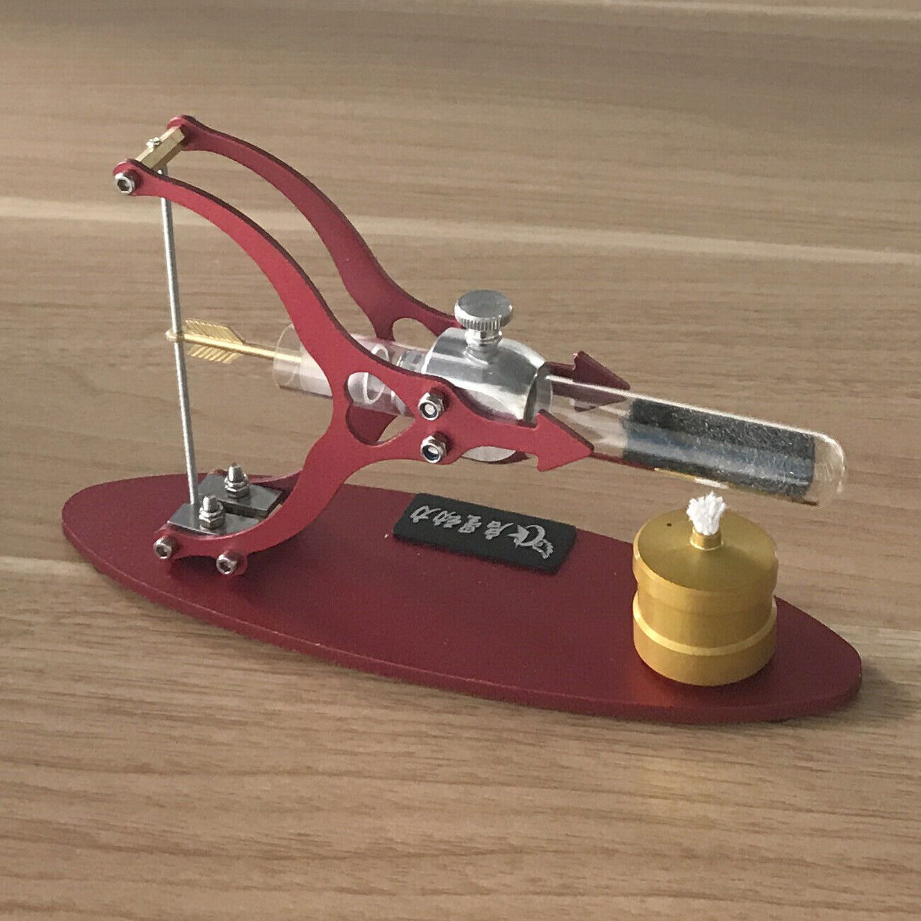 Bow designed stirling engine