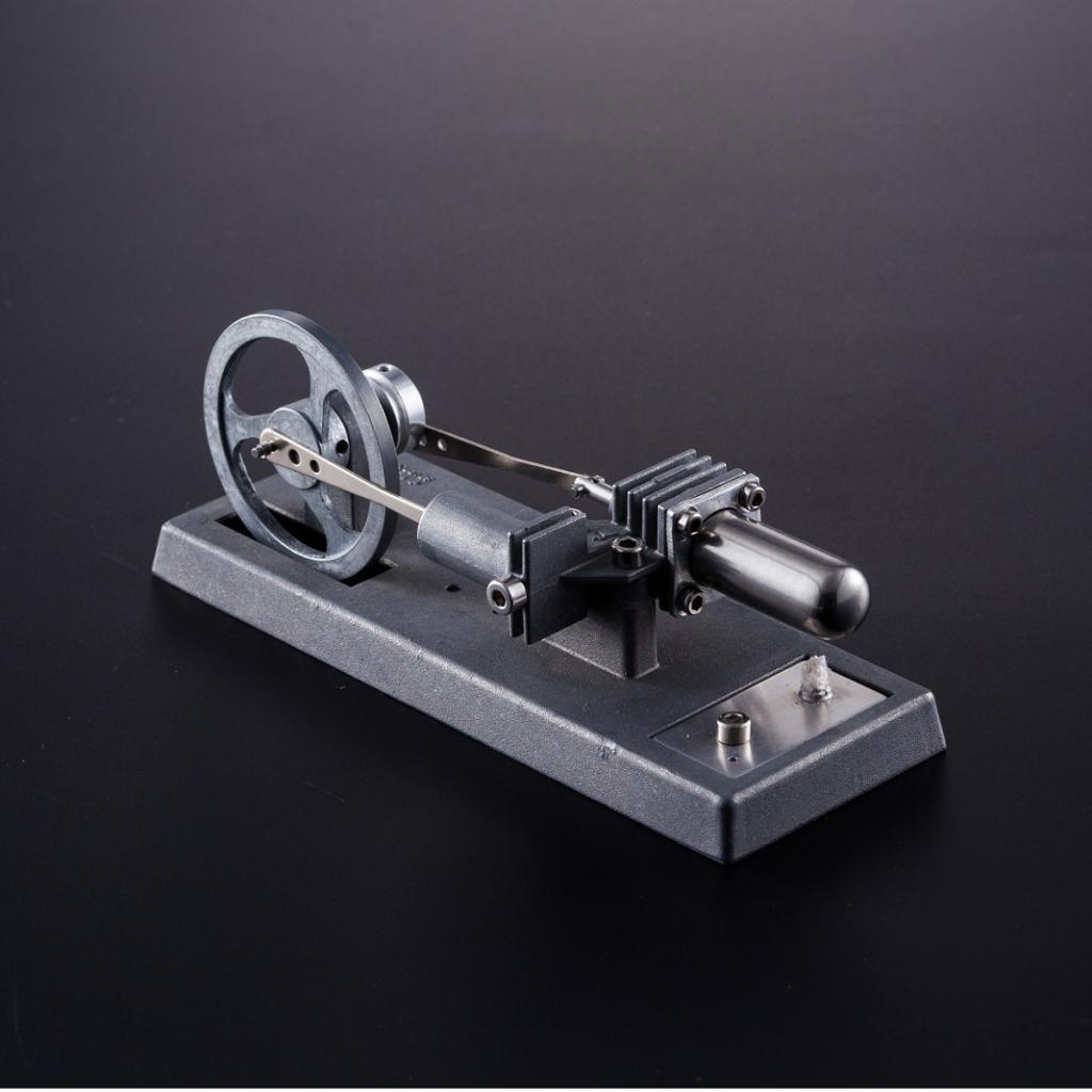 Single Piston Stirling Engine